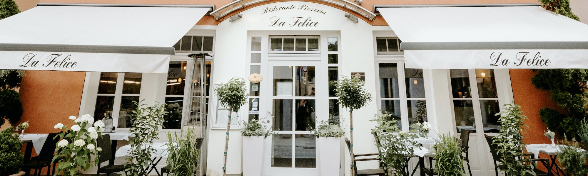 Referenz Restaurant mit Hotelzimmerbuchung